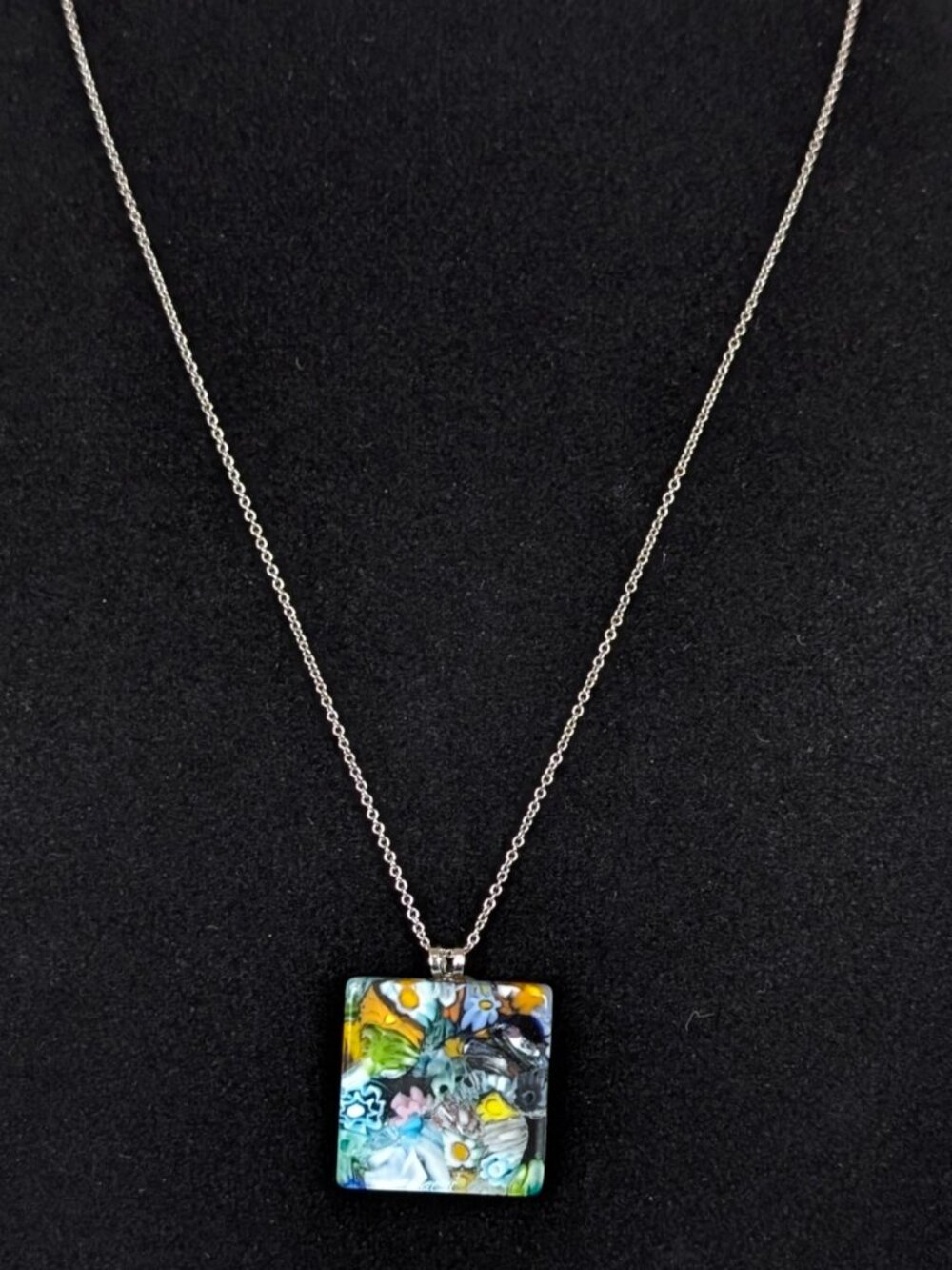 Murano Stamped Floral Pendant Necklace